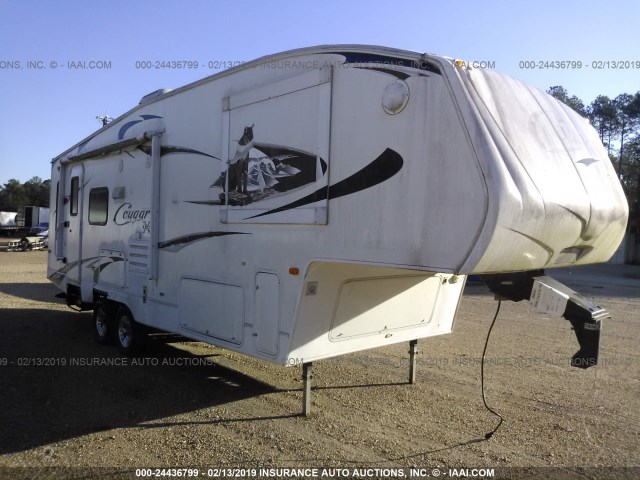 4YDF26S29A2506161 - 2010 COUG 28FT  WHITE photo 1