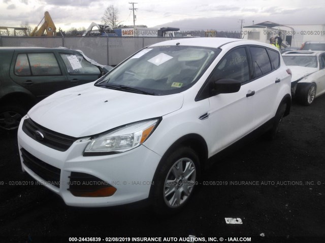 1FMCU0F79FUA15082 - 2015 FORD ESCAPE S WHITE photo 2