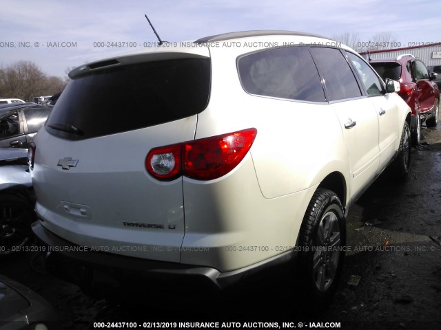 1GNKRGED9BJ159686 - 2011 CHEVROLET TRAVERSE LT WHITE photo 4