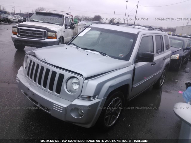 1J8FF48W78D783131 - 2008 JEEP PATRIOT LIMITED SILVER photo 2