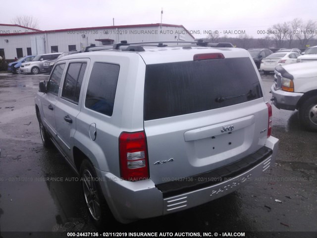 1J8FF48W78D783131 - 2008 JEEP PATRIOT LIMITED SILVER photo 3