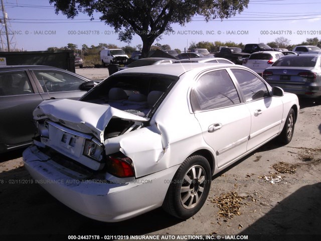 KNAGD128125170723 - 2002 KIA OPTIMA MAGENTIS/LX/SE WHITE photo 4