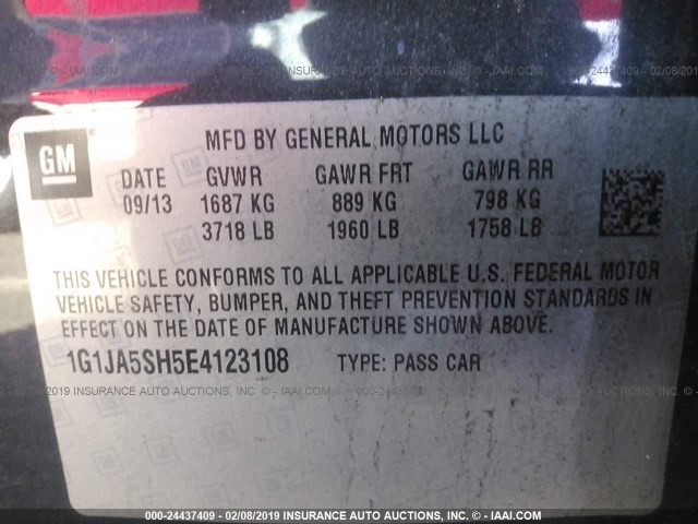 1G1JA5SH5E4123108 - 2014 CHEVROLET SONIC LS GRAY photo 9