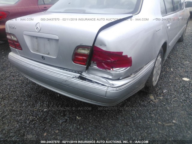 WDBJF65J12B422419 - 2002 MERCEDES-BENZ E 320 SILVER photo 6