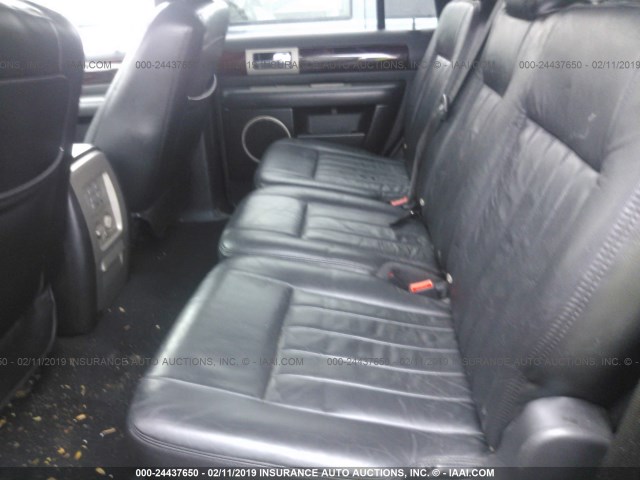 5LMFU28536LJ26296 - 2006 LINCOLN NAVIGATOR BLACK photo 8