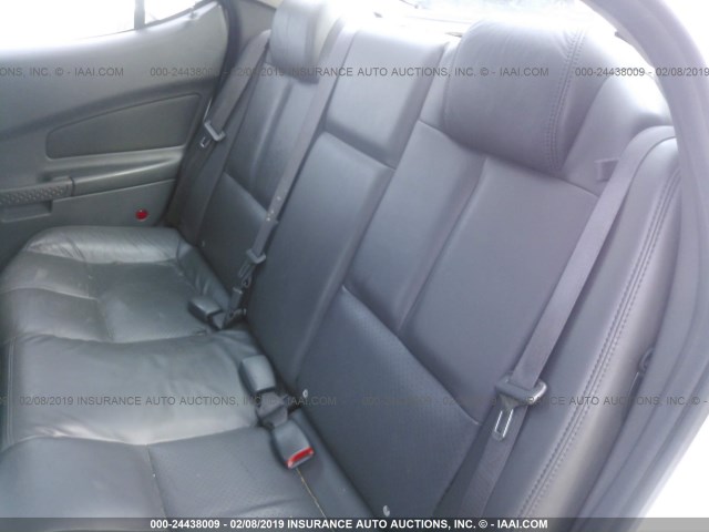 2G2WS522241222599 - 2004 PONTIAC GRAND PRIX GT2 თეთრი ფოტო 8