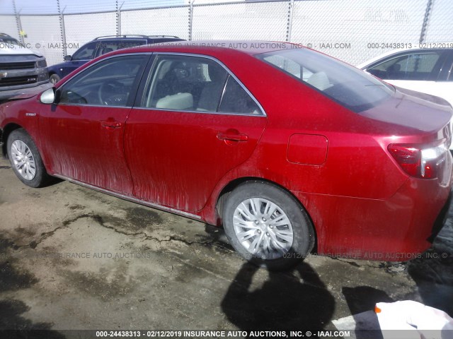 4T1BD1FK5CU023679 - 2012 TOYOTA CAMRY HYBRID/LE/XLE RED photo 3