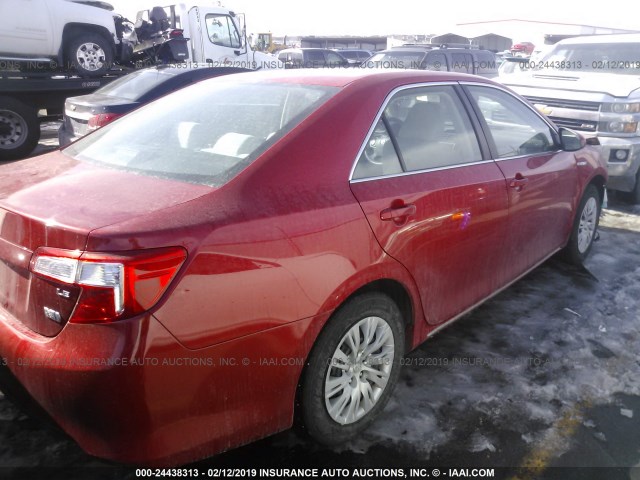 4T1BD1FK5CU023679 - 2012 TOYOTA CAMRY HYBRID/LE/XLE RED photo 4
