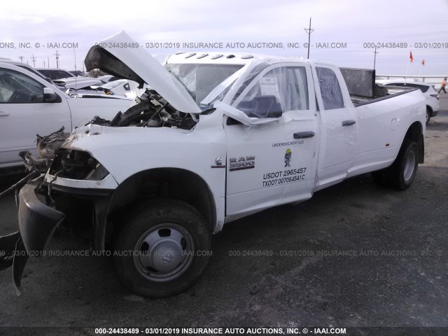 3C63RRGL0JG292938 - 2018 RAM 3500 ST WHITE photo 2