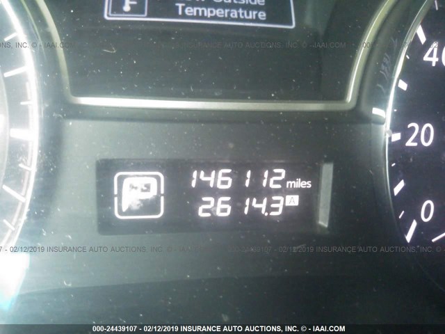 5N1AR2MMXDC638131 - 2013 NISSAN PATHFINDER S/SV/SL/PLATINUM SILVER photo 7