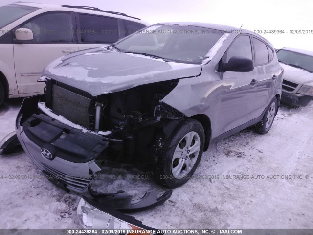 KM8JT3AB1CU436541 - 2012 HYUNDAI TUCSON GL SILVER photo 2