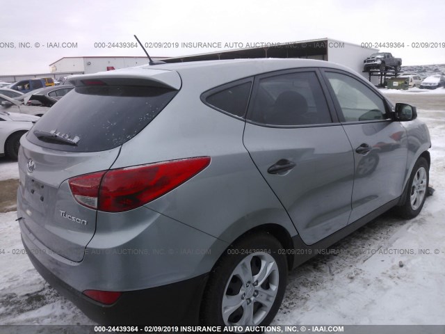 KM8JT3AB1CU436541 - 2012 HYUNDAI TUCSON GL SILVER photo 4