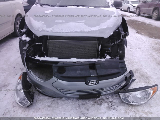 KM8JT3AB1CU436541 - 2012 HYUNDAI TUCSON GL SILVER photo 6