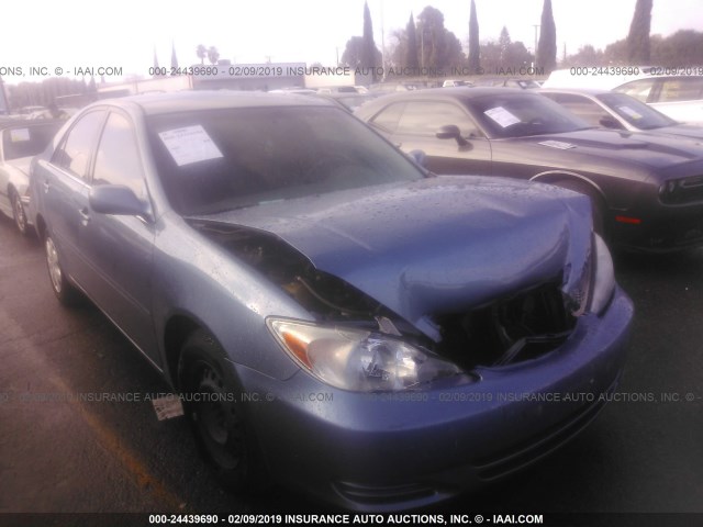 JTDBE32K120005012 - 2002 TOYOTA CAMRY LE/XLE/SE BLUE photo 1