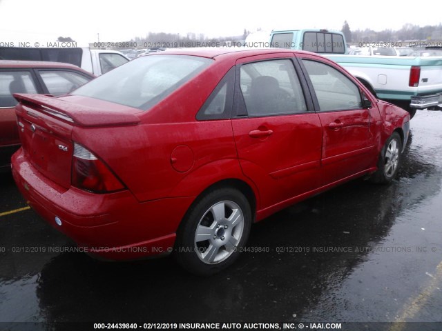 1FAFP38Z65W201468 - 2005 FORD FOCUS ZX4 ST RED photo 4