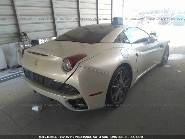 ZFF65LJA7A0171206 - 2010 FERRARI CALIFORNIA WHITE photo 4