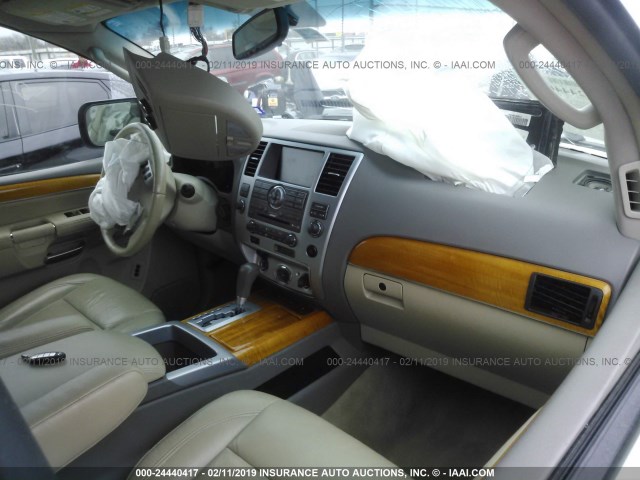 5N3AA08DX9N903512 - 2009 INFINITI QX56 GOLD photo 5