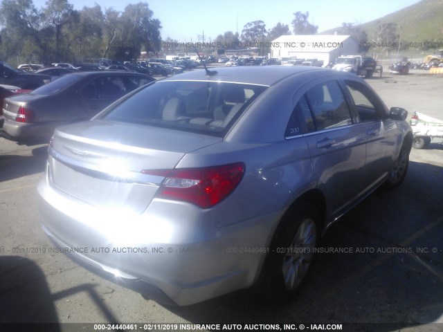 1C3CCBAB3EN210574 - 2014 CHRYSLER 200 LX GRAY photo 4