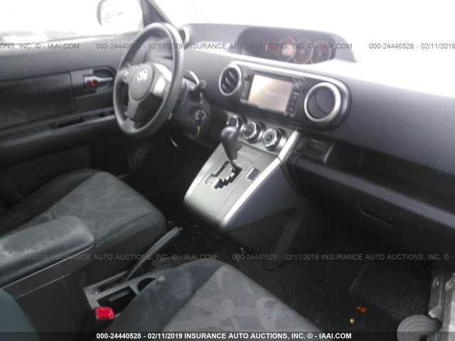 JTLZE4FE9FJ077086 - 2015 TOYOTA SCION XB 银色 照片 5