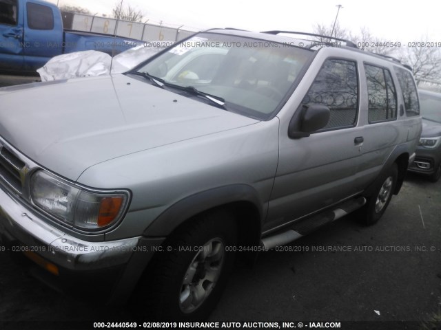 JN8AR05Y3XW299472 - 1999 NISSAN PATHFINDER LE/SE/XE SILVER photo 2