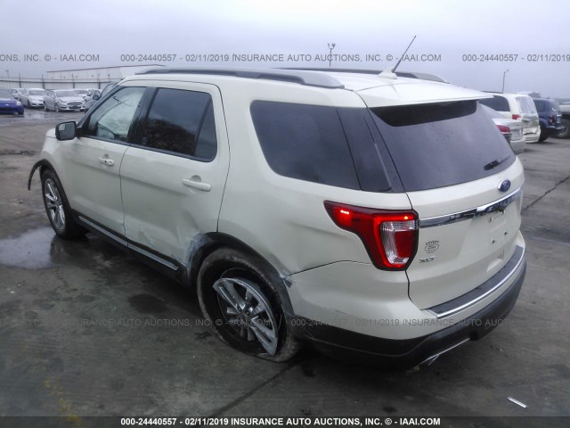 1FM5K7D80JGA13683 - 2018 FORD EXPLORER XLT TAN photo 3