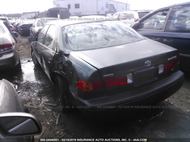 4T1BF22KX1U118774 - 2001 TOYOTA CAMRY LE/XLE GREEN photo 3