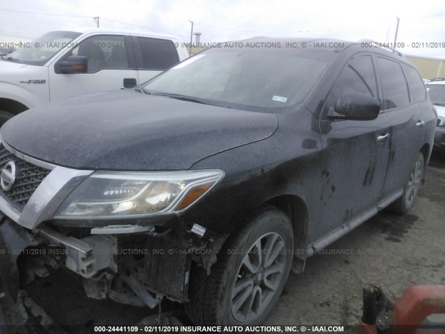 5N1AR2MNXFC719822 - 2015 NISSAN PATHFINDER S/SV/SL/PLATINUM BLACK photo 2