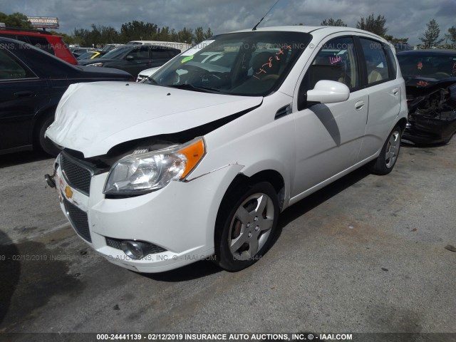 KL1TG6DE2BB142947 - 2011 CHEVROLET AVEO LT WHITE photo 2