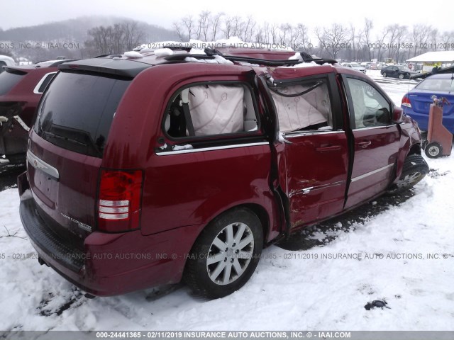 2A8HR54149R661437 - 2009 CHRYSLER TOWN & COUNTRY TOURING RED photo 4