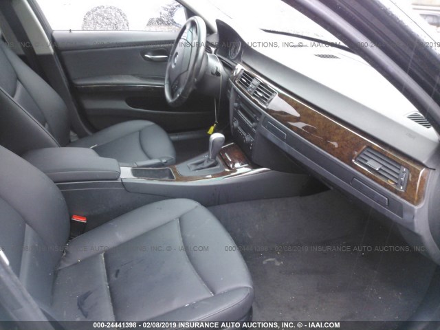 WBAVB13596KX68146 - 2006 BMW 325 BLACK photo 5
