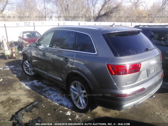 WA1VAAF75HD020756 - 2017 AUDI Q7 PRESTIGE GRAY photo 3