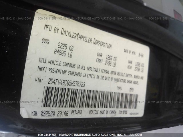 2D4FV48T65H570723 - 2005 DODGE MAGNUM SE BLACK photo 9