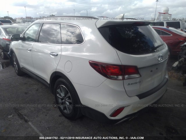 KM8SM4HF6HU238805 - 2017 HYUNDAI SANTA FE SE WHITE photo 3