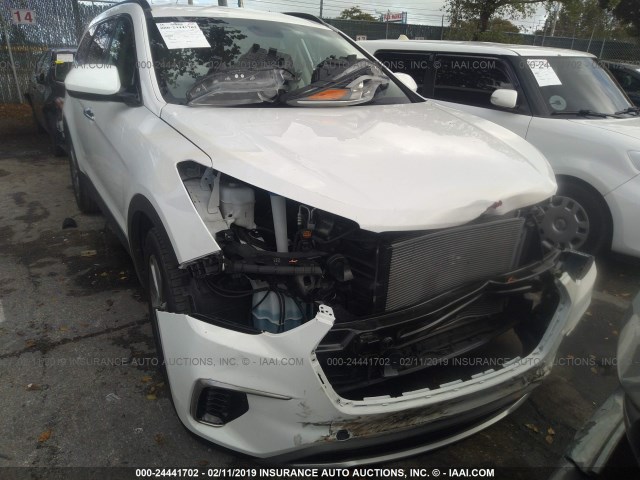 KM8SM4HF6HU238805 - 2017 HYUNDAI SANTA FE SE WHITE photo 6