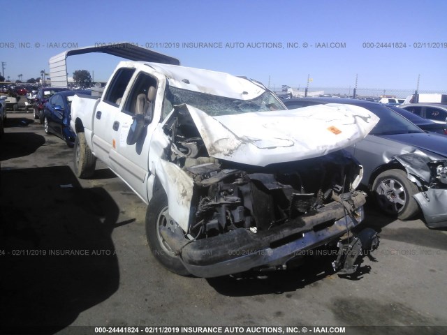 2GCEC13T841364198 - 2004 CHEVROLET SILVERADO C1500 WHITE photo 1