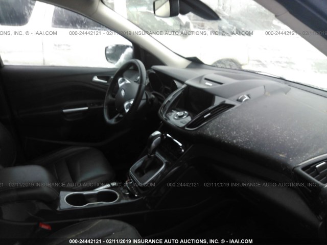 1FMCU9J98EUB25665 - 2014 FORD ESCAPE TITANIUM BLACK photo 5