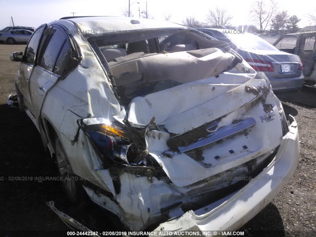 1N4BL2AP0CN561335 - 2012 NISSAN ALTIMA SR WHITE photo 6