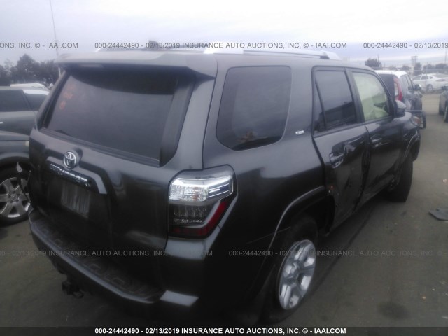 JTEZU5JRXG5116918 - 2016 TOYOTA 4RUNNER SR5/LIMITED/SR5 PREMIUM GRAY photo 4