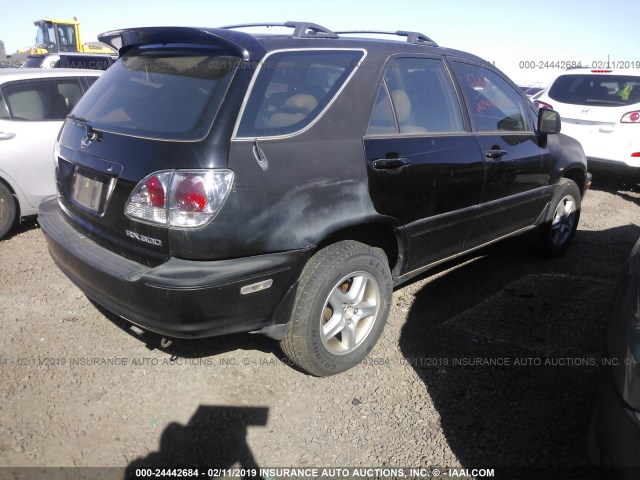 JTJGF10U610090775 - 2001 LEXUS RX 300 BLACK photo 4