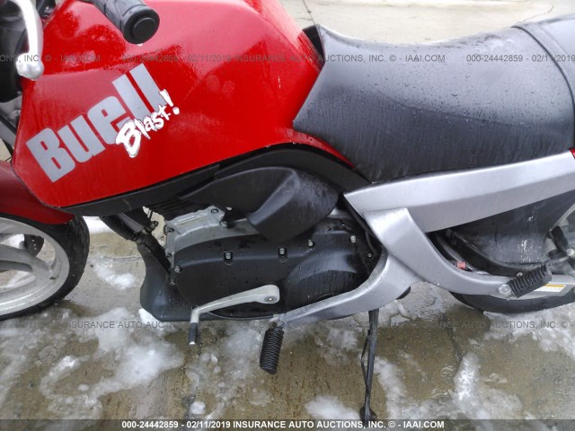 4MZKP13C113500096 - 2001 BUELL BLAST P3 RED photo 9