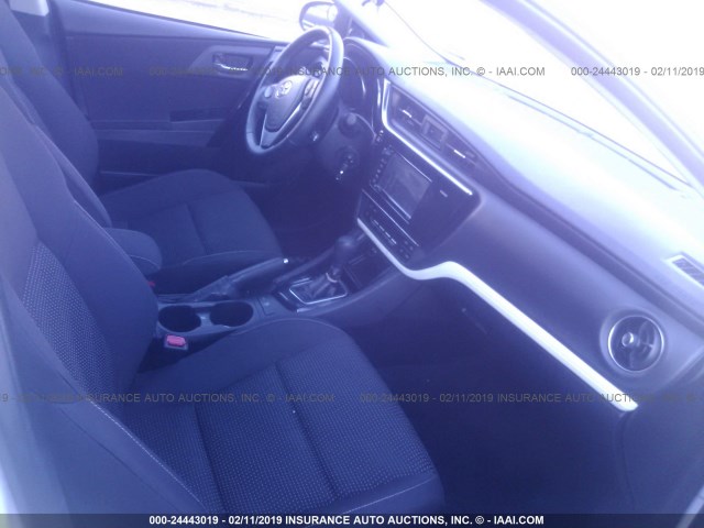 JTNKARJE8HJ529041 - 2017 TOYOTA COROLLA IM თეთრი ფოტო 5