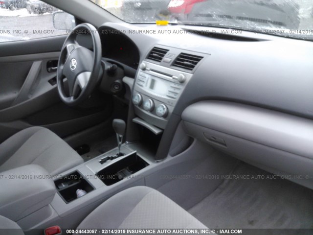 4T1BE46K49U859927 - 2009 TOYOTA CAMRY SE/LE/XLE 蓝色 照片 5