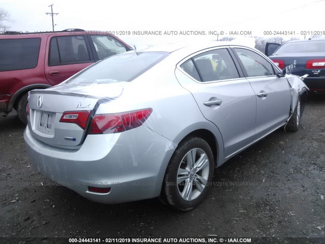 19VDE3F38DE302101 - 2013 ACURA ILX HYBRID SILVER photo 4