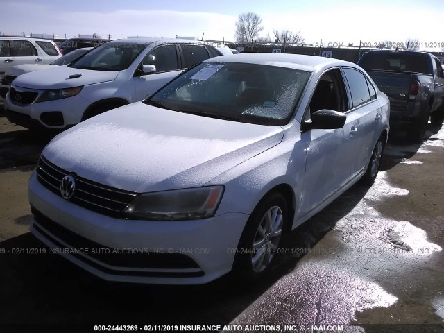 3VWD17AJ2FM245366 - 2015 VOLKSWAGEN JETTA SE WHITE photo 2