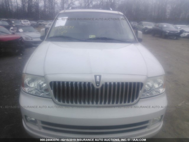 5LMFU28575LJ00699 - 2005 LINCOLN NAVIGATOR WHITE photo 6