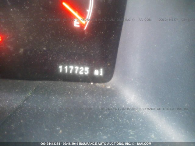 5LMFU28575LJ00699 - 2005 LINCOLN NAVIGATOR WHITE photo 7