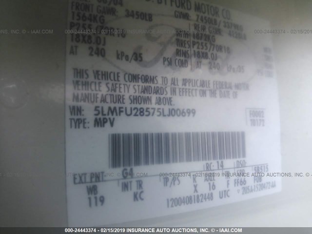 5LMFU28575LJ00699 - 2005 LINCOLN NAVIGATOR WHITE photo 9