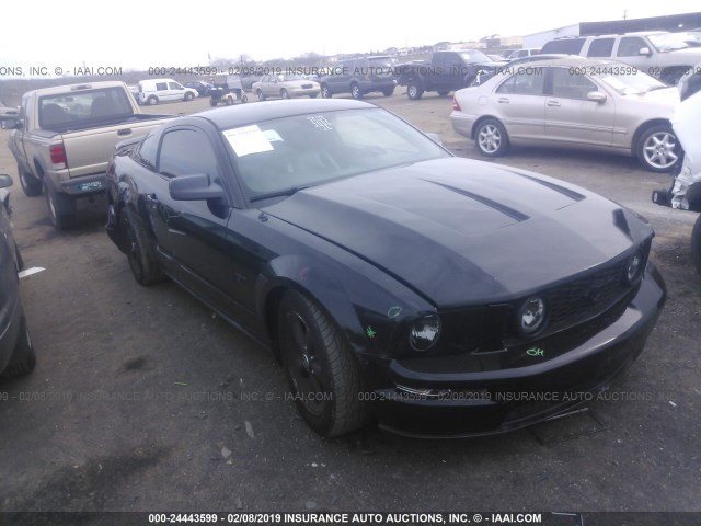 1ZVHT82H085196898 - 2008 FORD MUSTANG GT BLACK photo 1