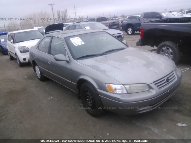 4T1BG22KXVU043853 - 1997 TOYOTA CAMRY CE/LE/XLE BROWN photo 1