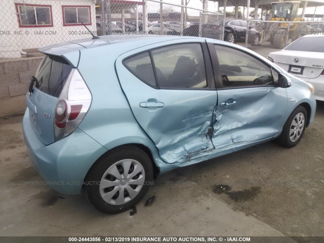 JTDKDTB30E1064269 - 2014 TOYOTA PRIUS C Light Blue photo 4